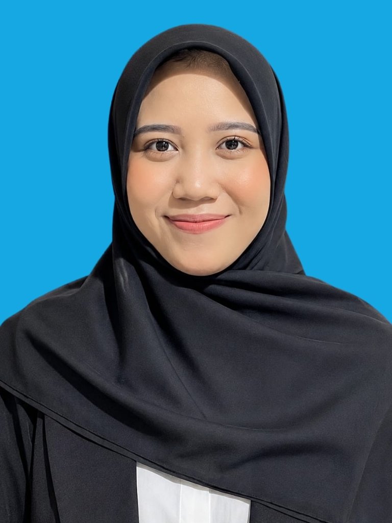 Teti Fitriani